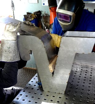 Bild: Erstellung eines Metallobjektes